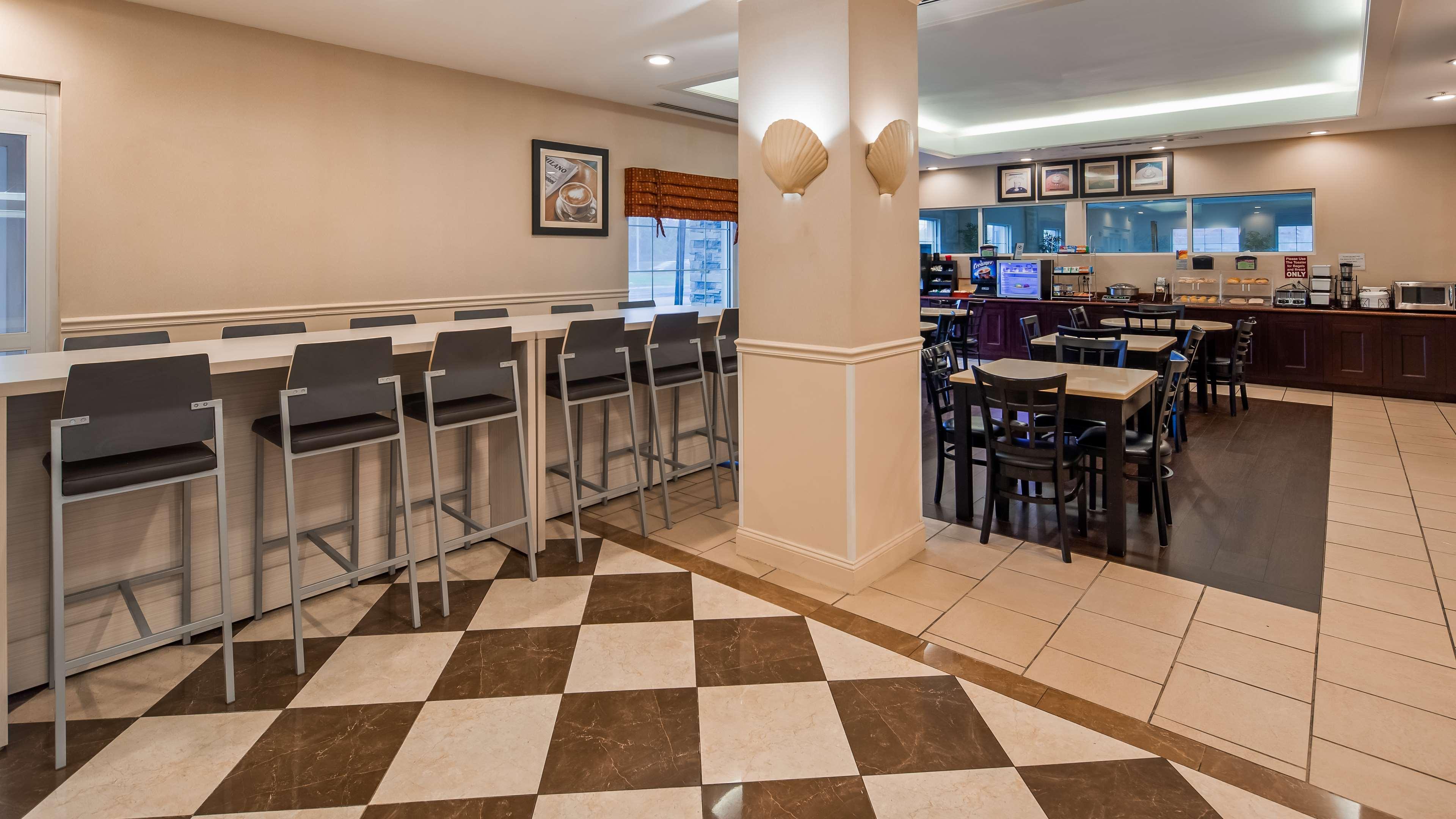 Best Western Bar Harbour Inn Massapequa Park Exterior photo